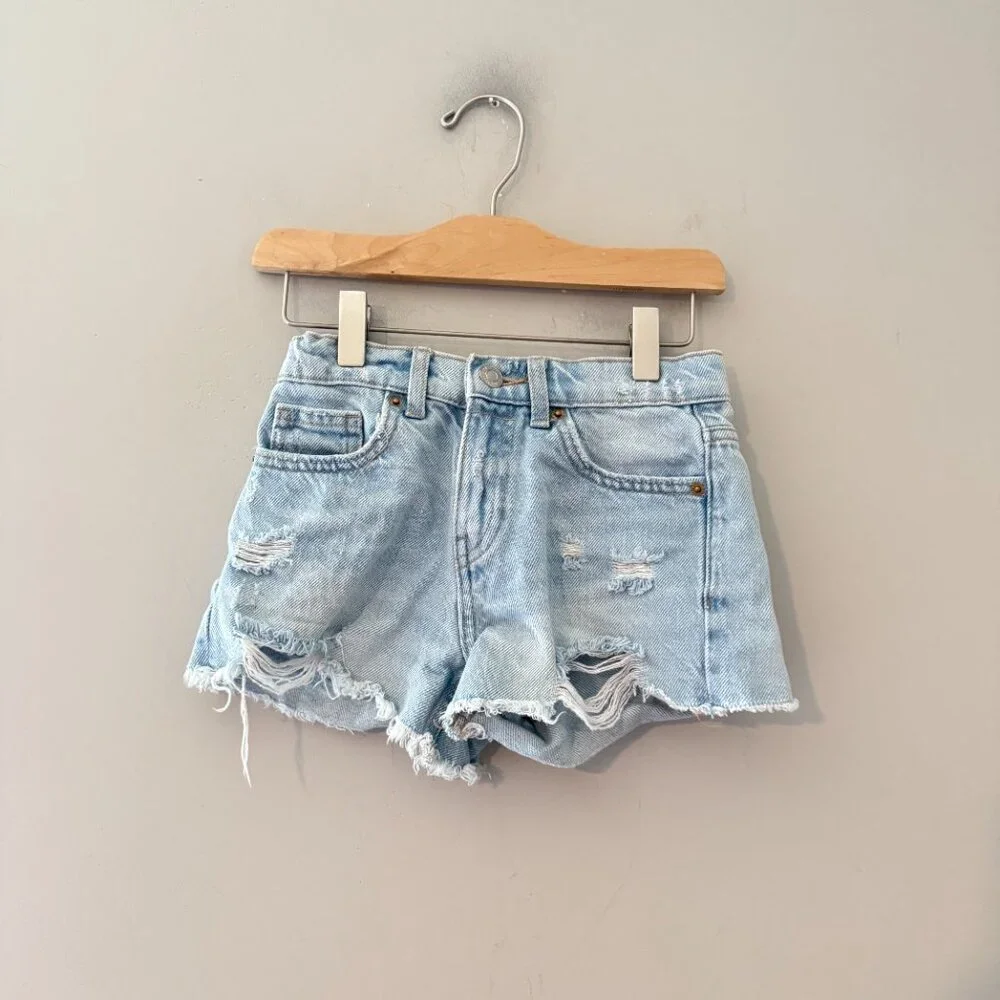 $15 ADD ON Zara mid rise shorts Janie and Jack Baby Gap‎ Abercrombie Cotton On